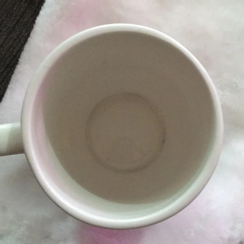 Festive Red and White Joy Mug - Picture 4 of 4